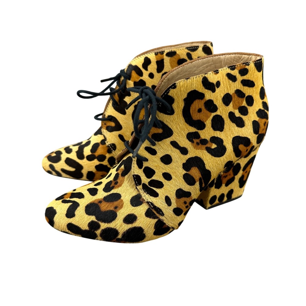 Kate Spade Roger Leopard‎ Print Hair Calf Lace Up Heel Booties 6.5 M With Flaws